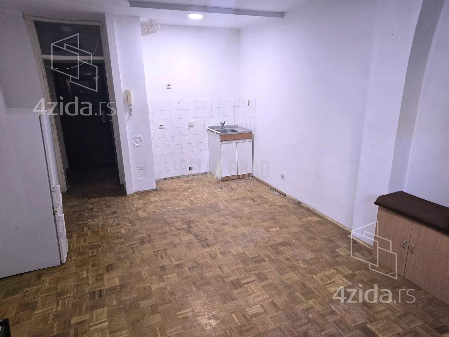 Garsonjera | 4zida