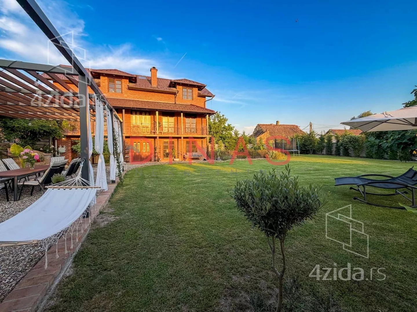 Kuća | 4zida