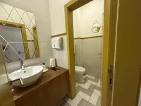 Lokal | 4zida