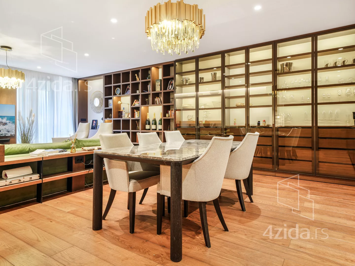 Četvorosoban stan | 4zida