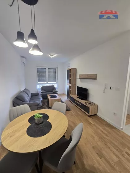 Novo Naselje | 4zida.rs