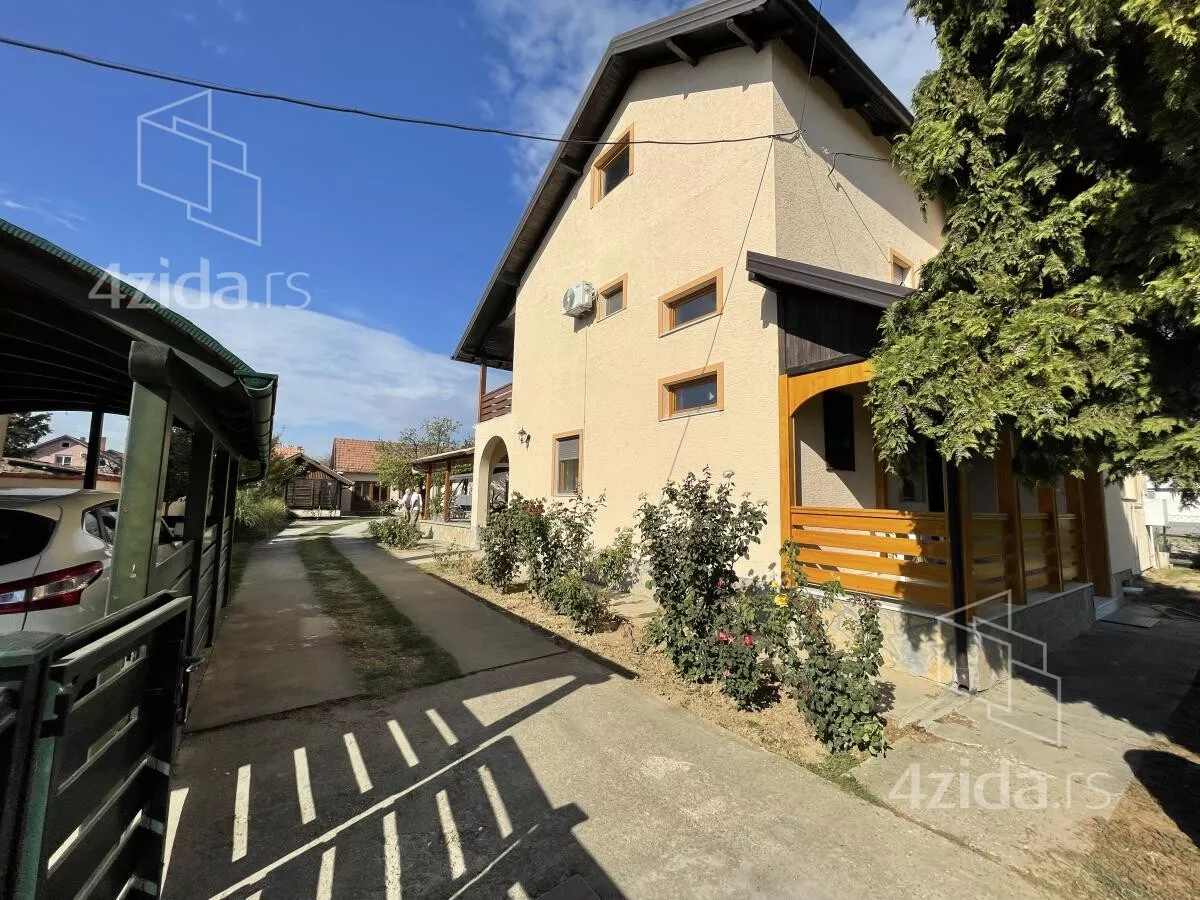 Kuća | 4zida