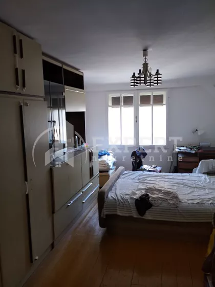 Obrenovićeva | 4zida.rs