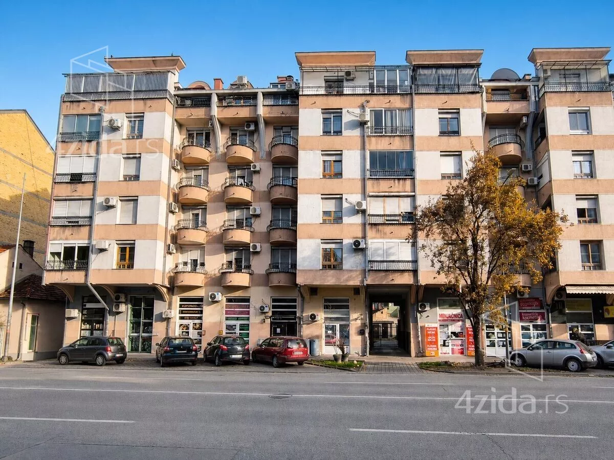 Garsonjera | 4zida