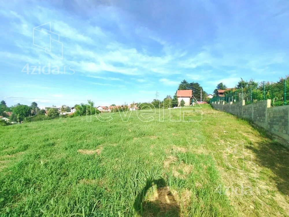 Plac | 4zida
