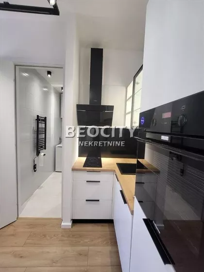 Cara Dušana | 4zida.rs