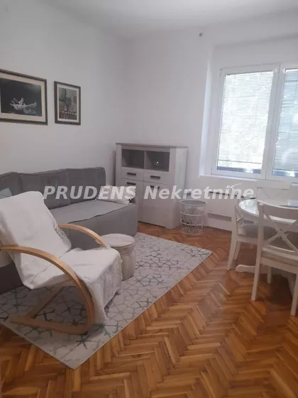 Tošin Bunar | 4zida.rs