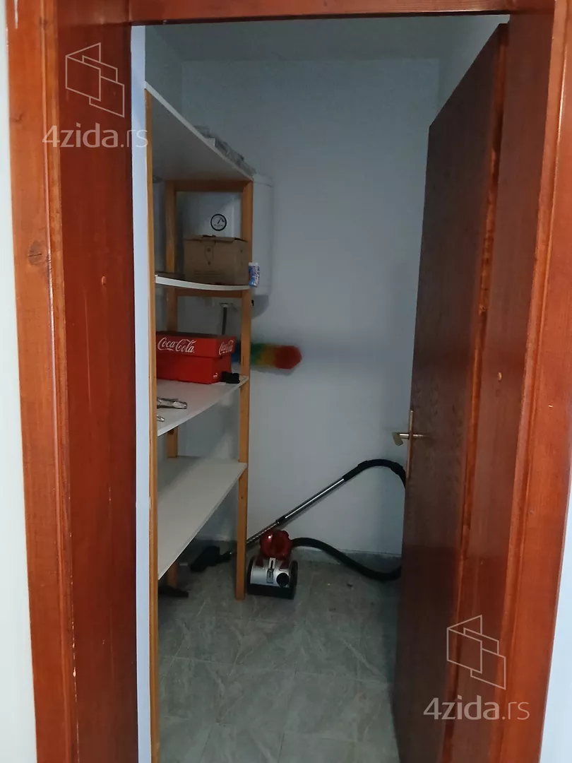 Kancelarija | 4zida