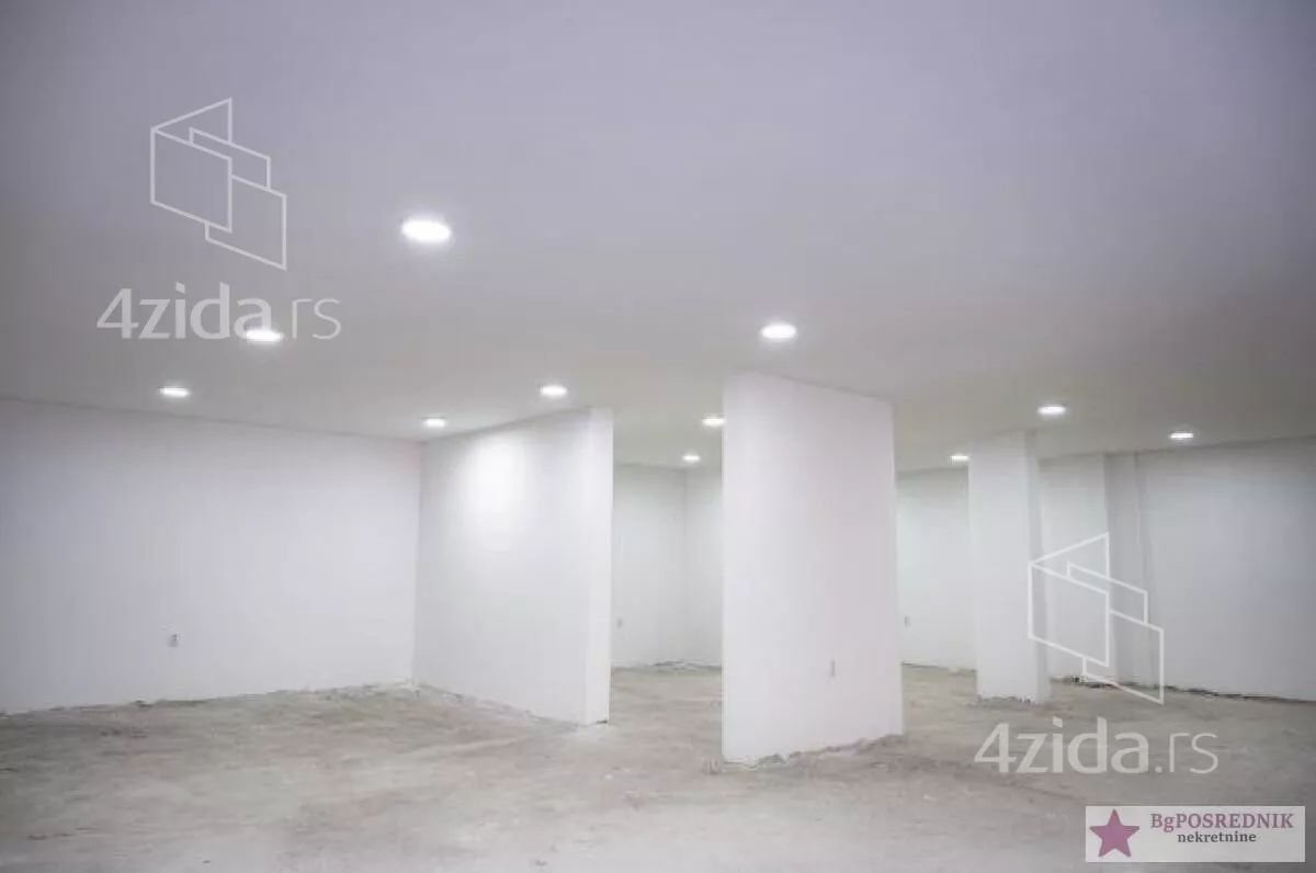 Poslovni prostor | 4zida