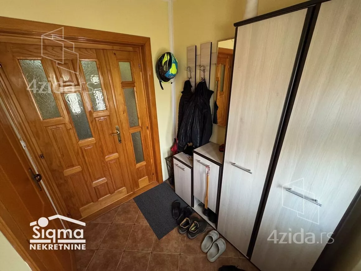 3-etažna kuća | 4zida