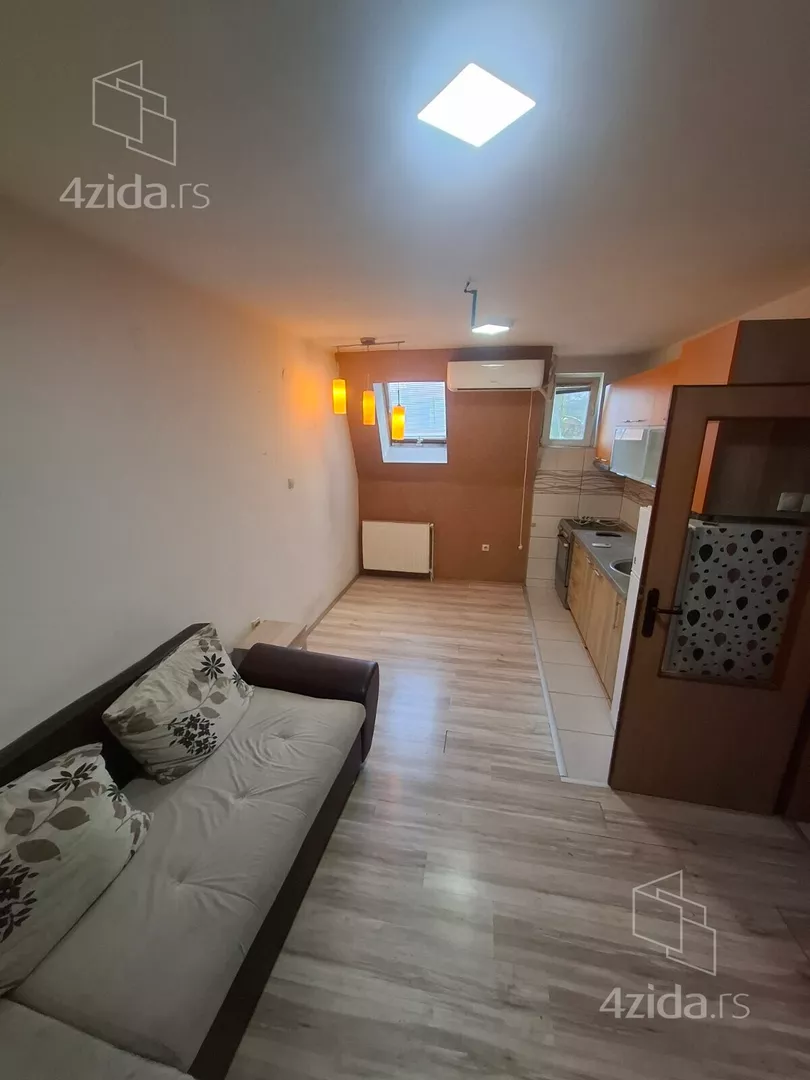 Garsonjera | 4zida
