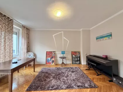 Vase Čarapića | 4zida.rs