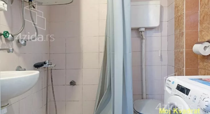 Šestosoban stan | 4zida