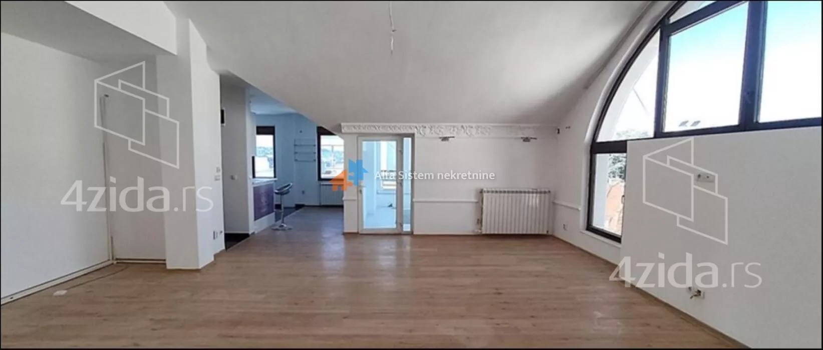 Petosoban stan | 4zida