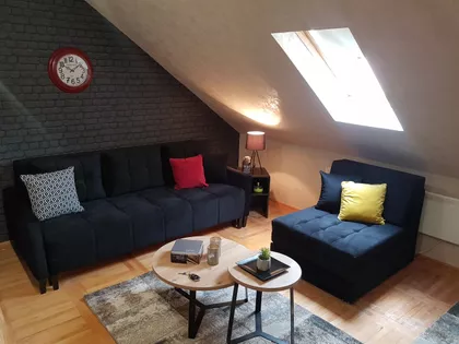 Stefana Prvovenčanog 79 | 4zida.rs