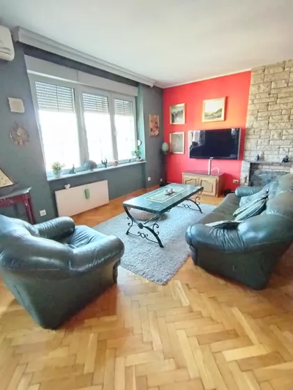 Strahinjića Bana | 4zida.rs