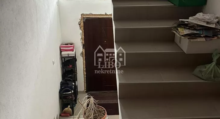 4-etažna kuća | 4zida