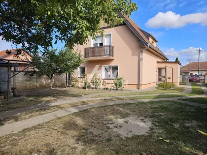 Petra Horvatskog | 4zida.rs