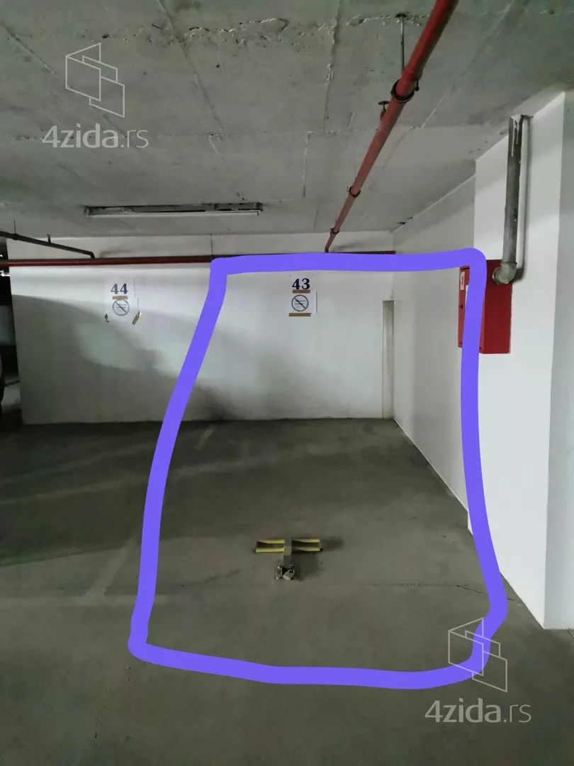 Parking | 4zida
