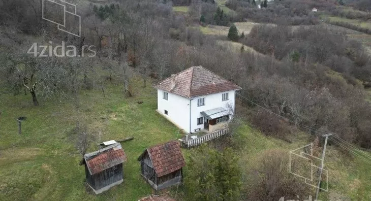 Plac | 4zida