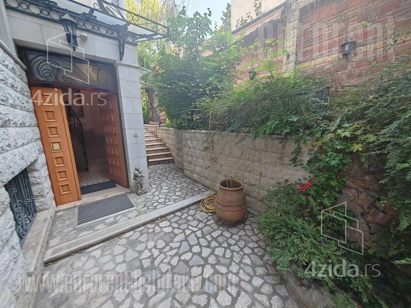 5-etažna kuća | 4zida