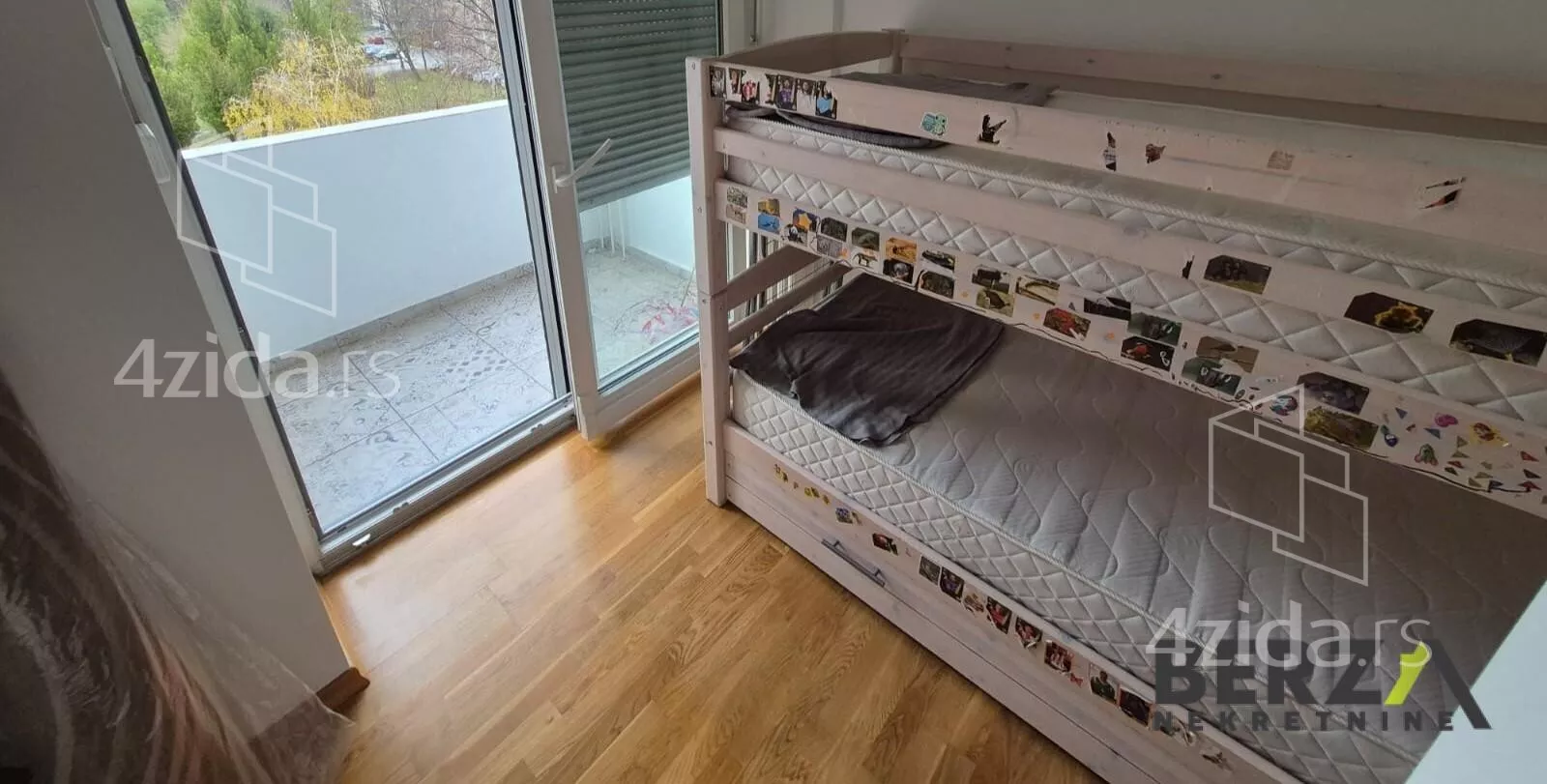 Dvoiposoban stan | 4zida