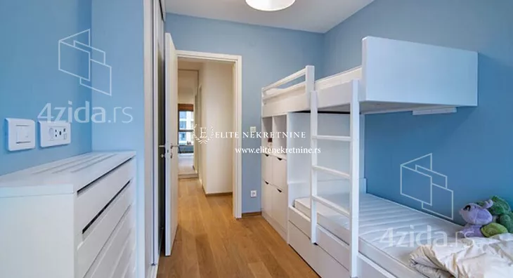 Petosoban stan | 4zida