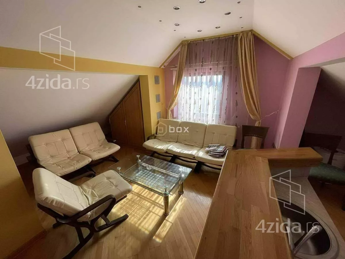 Kuća | 4zida