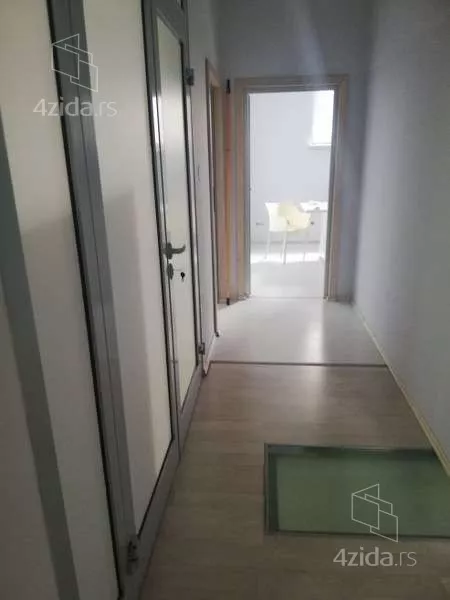 Kancelarija | 4zida