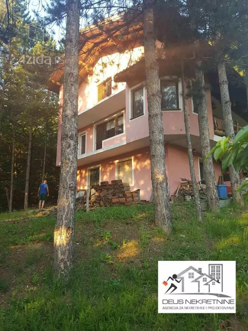 3-etažna kuća | 4zida