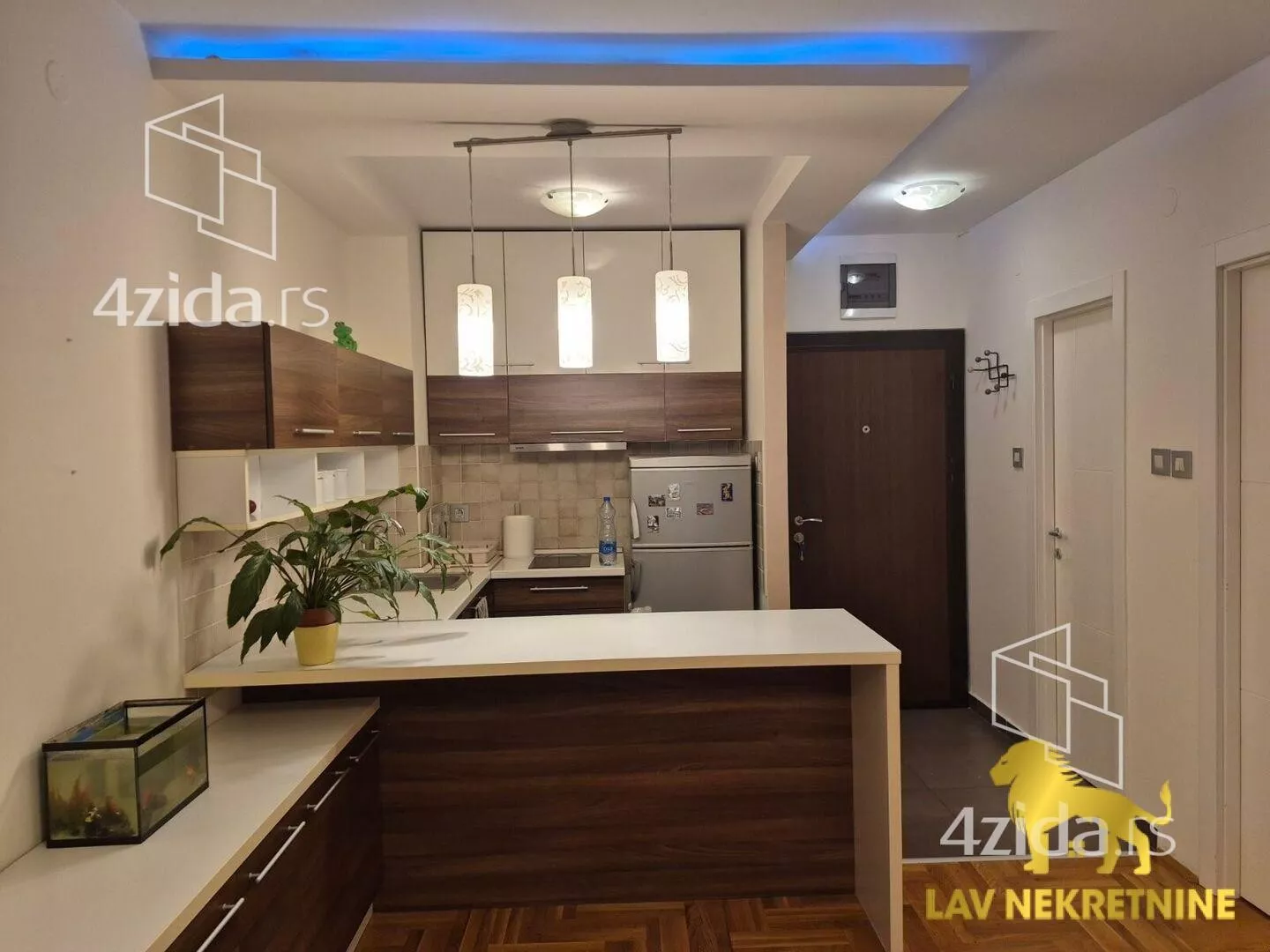 Jednoiposoban stan | 4zida