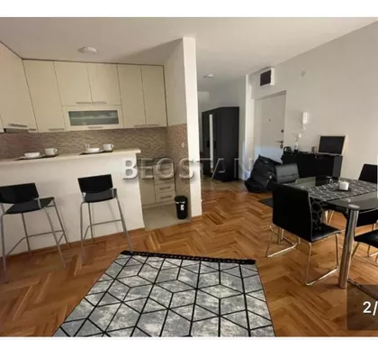 Brace Ribnikara | 4zida.rs