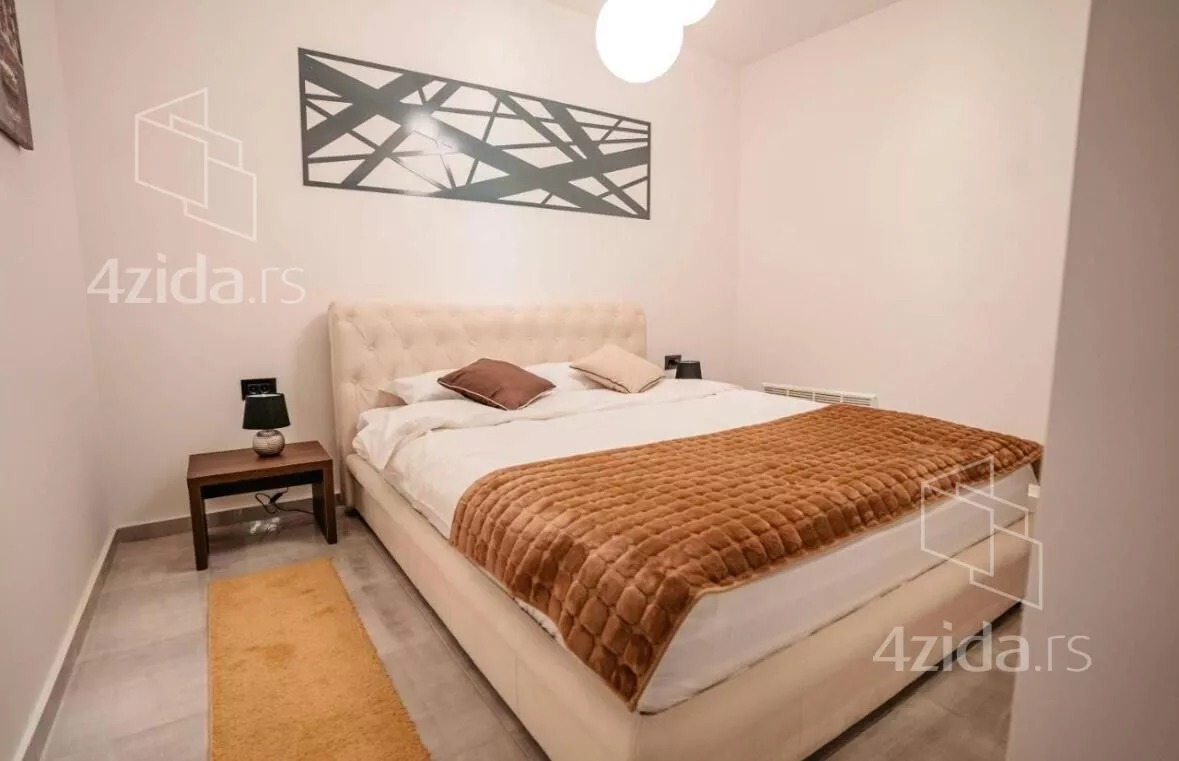 Turistički objekat | 4zida