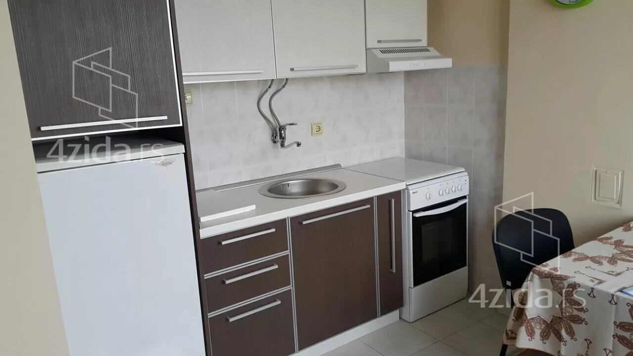 Garsonjera | 4zida