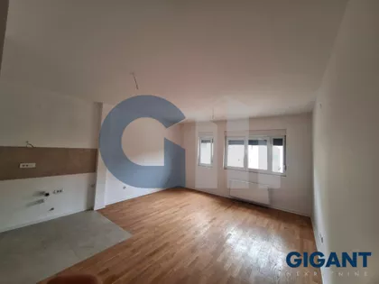 Crnogorska-Zemun | 4zida.rs