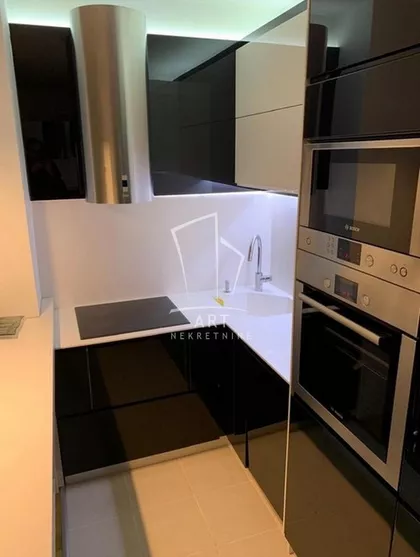 Mitropolita Petra | 4zida.rs