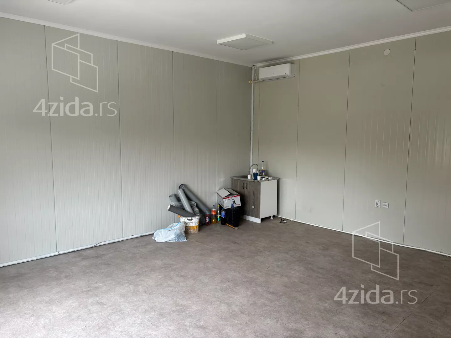 Poslovni prostor | 4zida