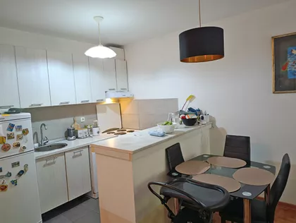 JOVANKE RADAKOVIC | 4zida.rs