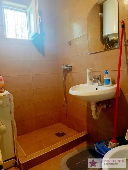 Vladimira Rolovića | 4zida.rs