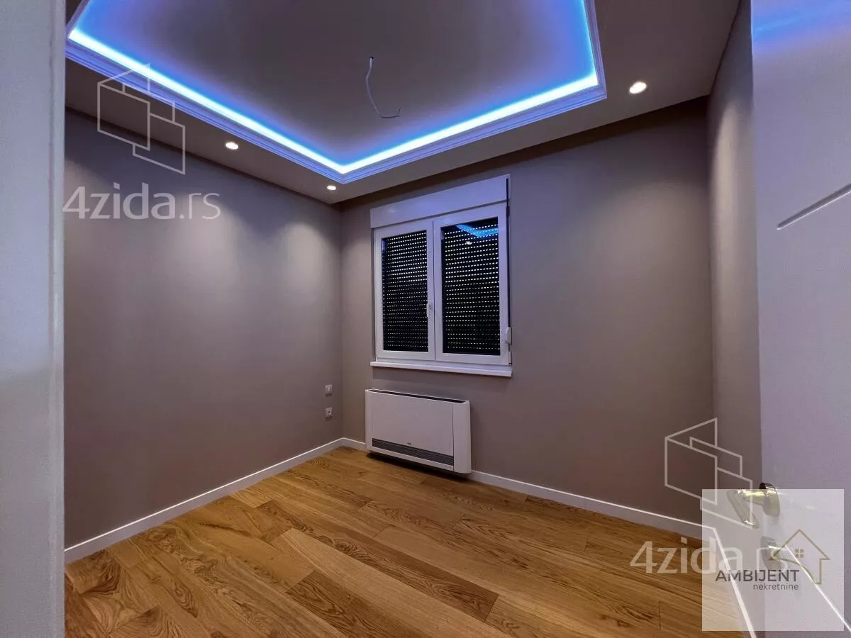 Petosoban stan | 4zida