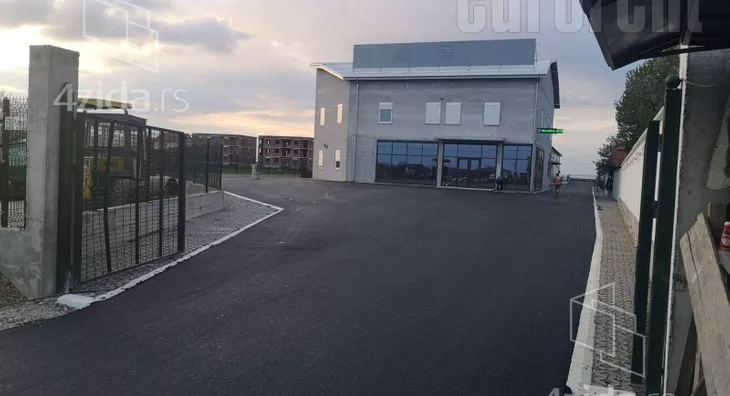 Poslovni prostor | 4zida