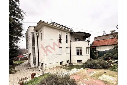 Ljutice Bogdana | 4zida.rs