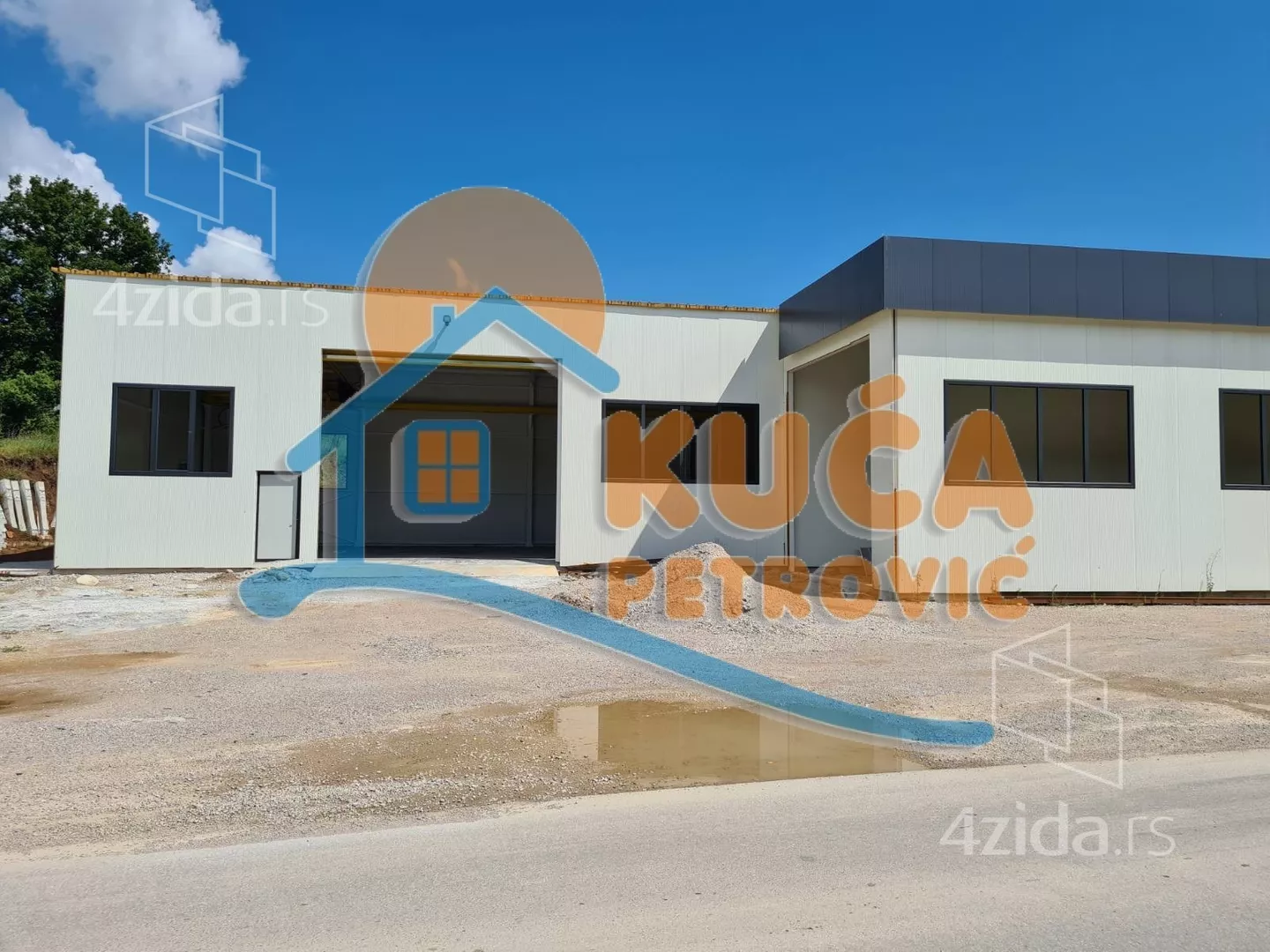 Lokal | 4zida