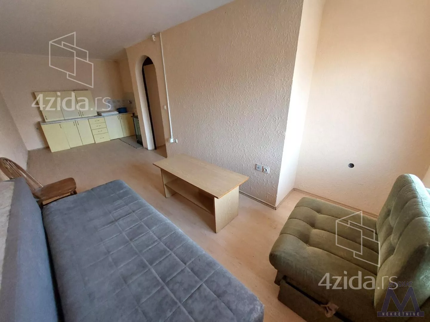 Jednoiposoban stan | 4zida