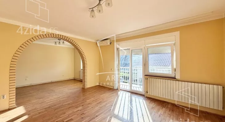 4-etažna kuća | 4zida