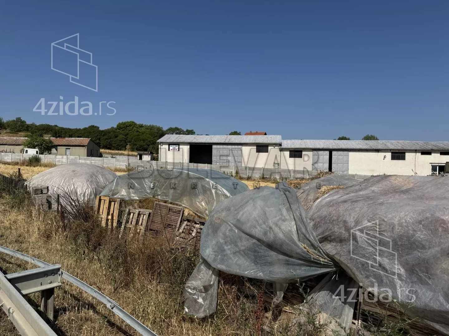 Lokal | 4zida