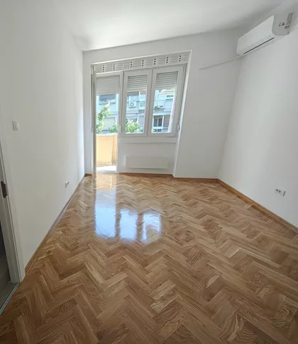 Vojvode Dobrnjca | 4zida.rs