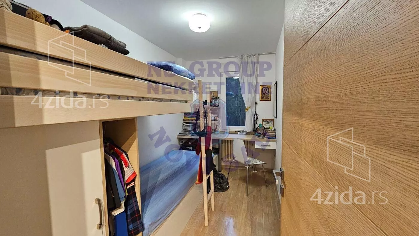 Troiposoban stan | 4zida