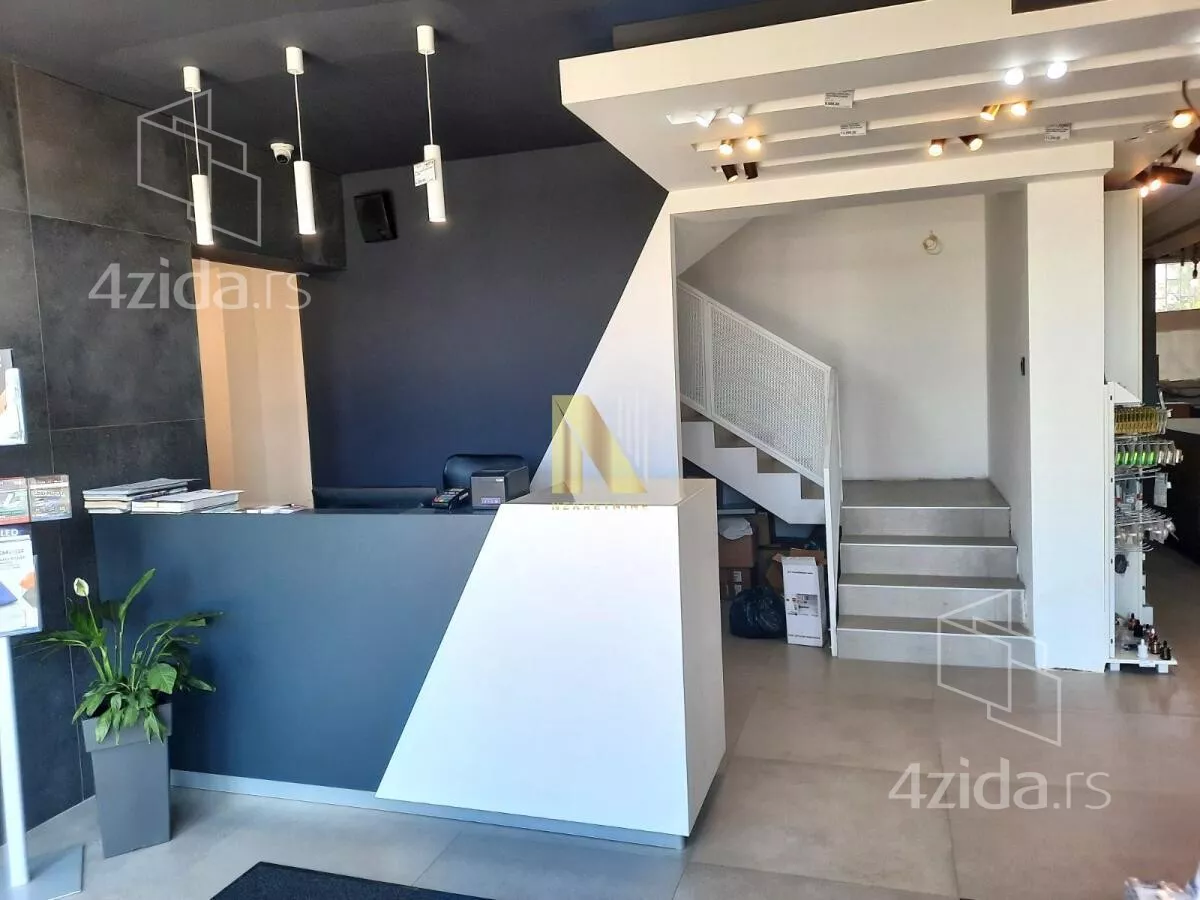 Lokal | 4zida