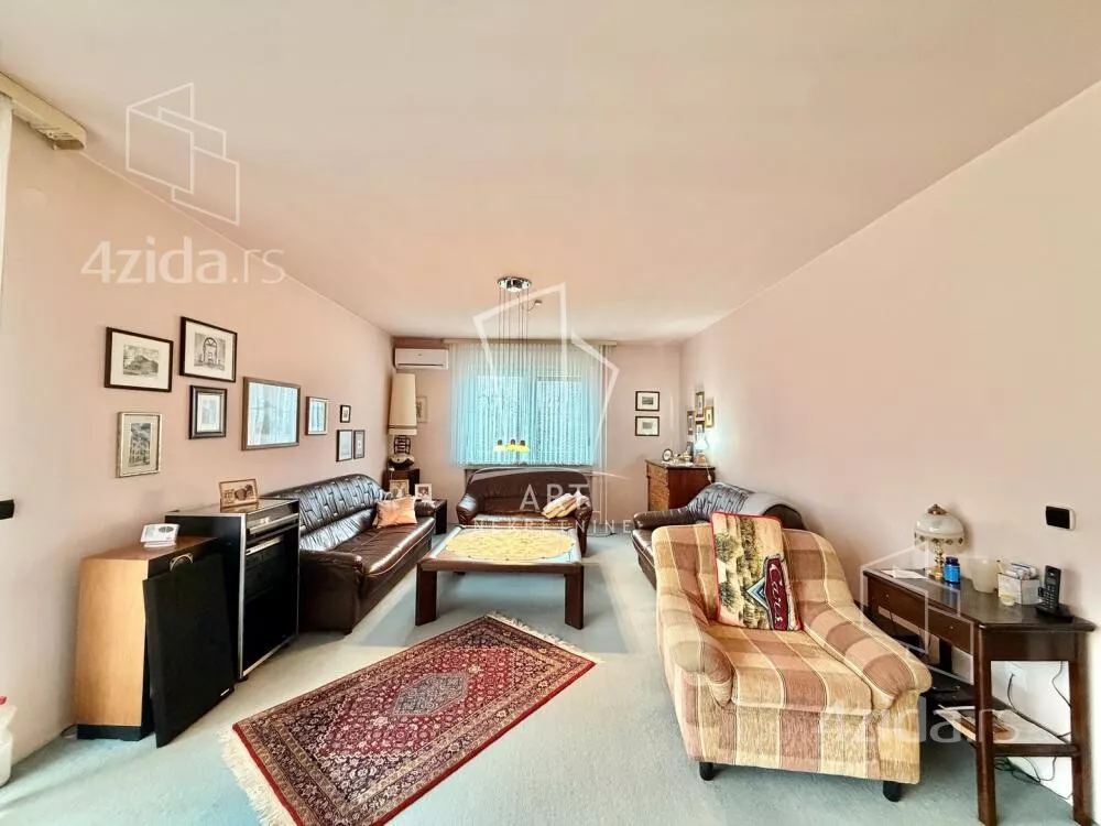 3-etažna kuća | 4zida